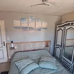 L'ecureuil Roux Homestay *